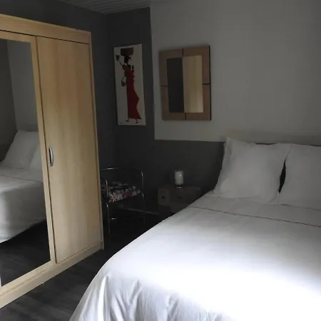 Le Clos Des Touches Lägenhet *
